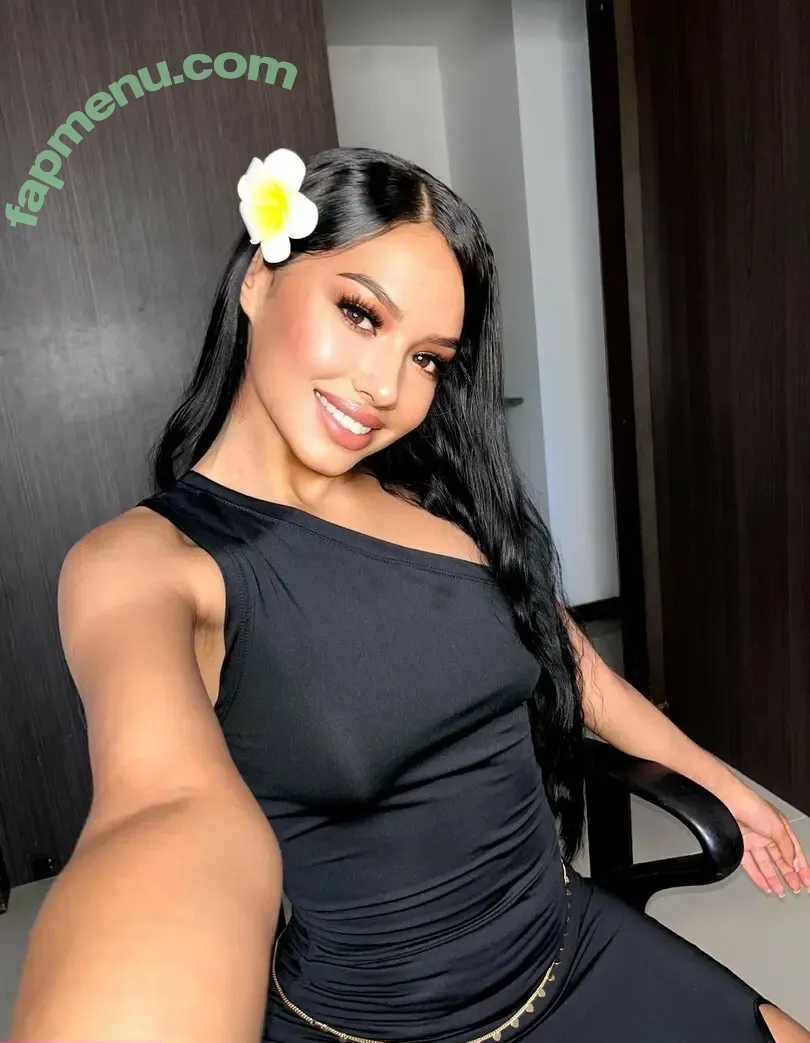 cecilia.suarez nude photo #0047 (realcecilia.suarez)