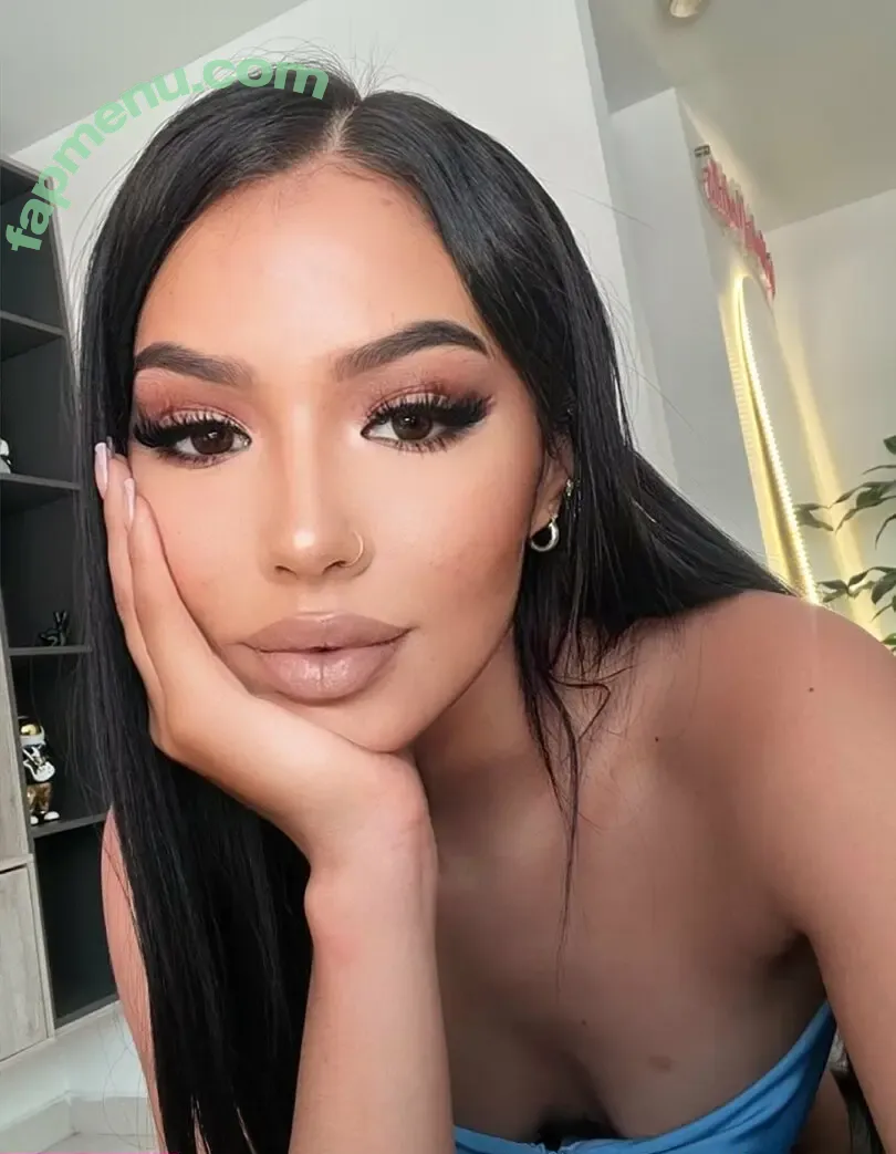 cecilia.suarez nude photo #0144 (realcecilia.suarez)