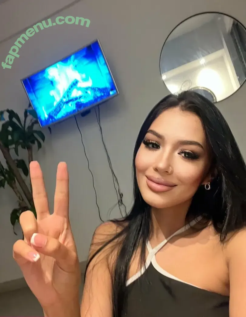 cecilia.suarez nude photo #0153 (realcecilia.suarez)
