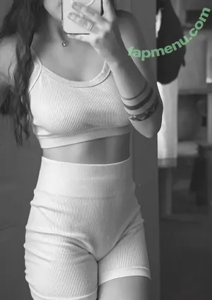  nude photo #0009