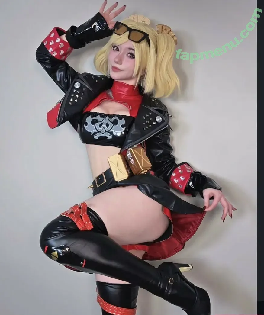 Celebi.cos nude photo #0506 (CelebiCosplays / Celebi_cosplay / celebi_cos)