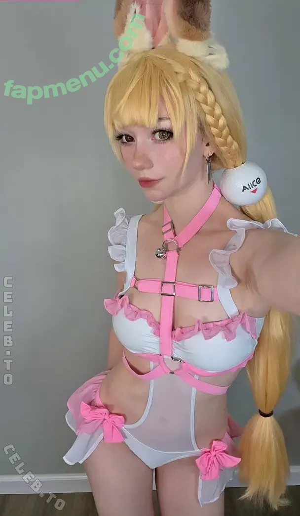 Celebi.cos nude photo #0589 (CelebiCosplays / Celebi_cosplay / celebi_cos)
