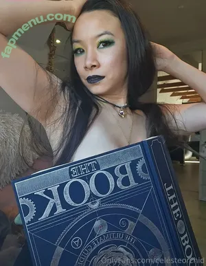  nude photo #0002