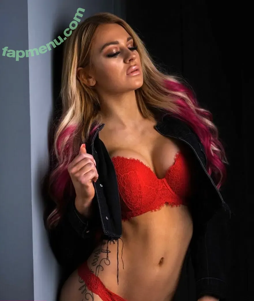 CelesteSinclaire nude photo #0008 (CelesteCMJWest / CelesteCompanion / celest_sinclair)