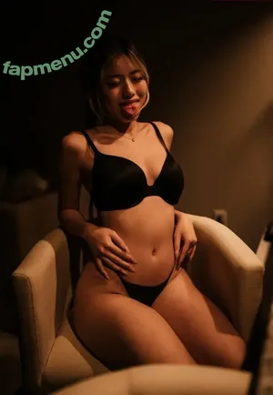 Celia Tran / celia.b.tran nude photo #0217