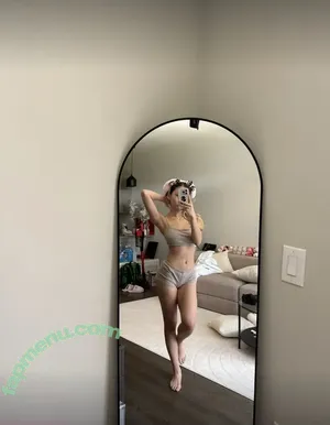 Celia Tran / celia.b.tran nude photo #0322
