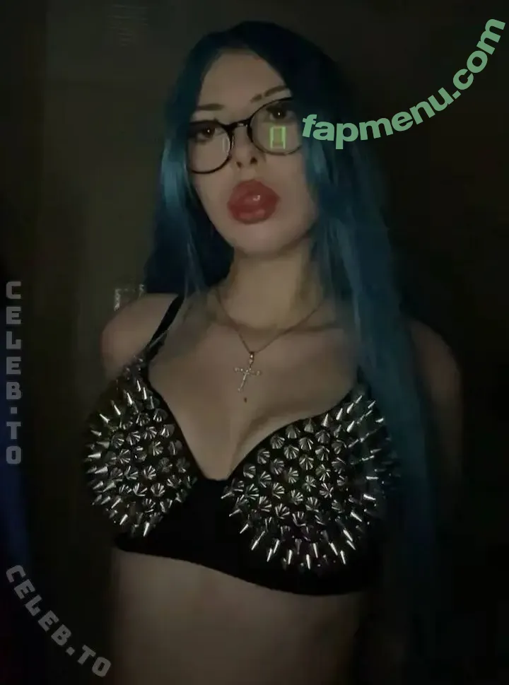 celiiimichelle nude photo #0035 (celiivamp / celivamp / dirtylittlevampire)