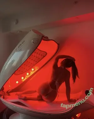 Celina Smith / Celinasmith / celbelly / itscelinasmith / itscelsmith nude photo #0059