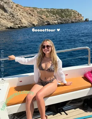 celinaalng / celina.lng_ nude photo #0028