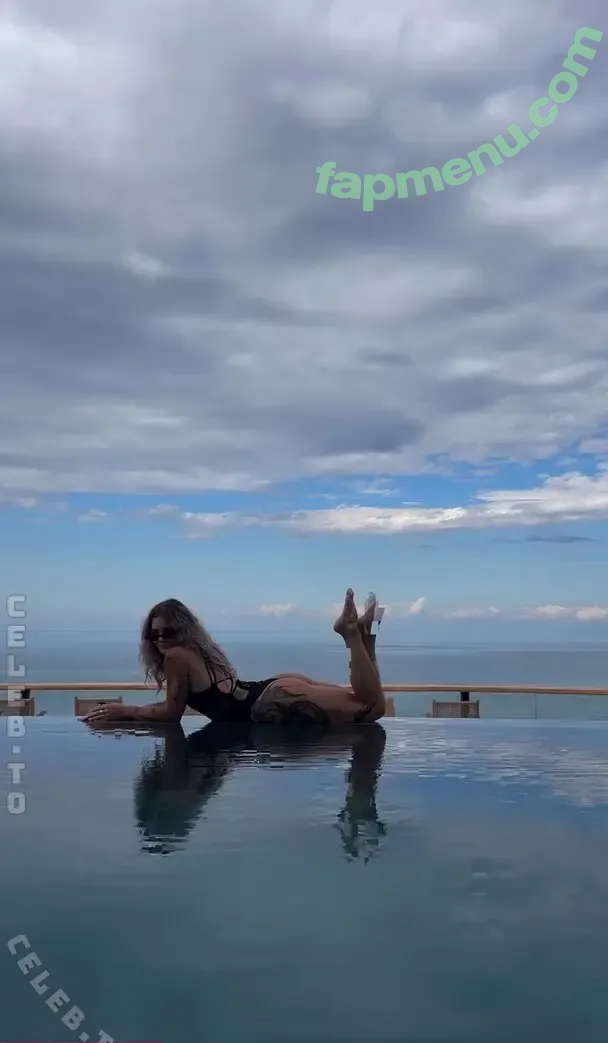 Celine Chiara Schumer nude photo #0070 (celine_chiara)