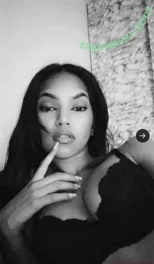 Celine Naidoo / Celinenaidoo_ / celinenaidoo_o nude photo #0005