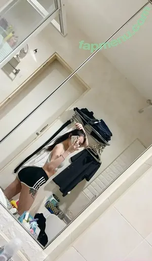 nude photo #0005