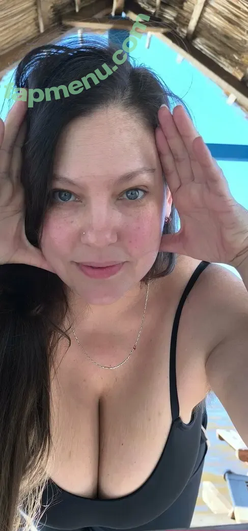 celinemorgann nude photo #0021 (UmmYeaImACozyGurl)