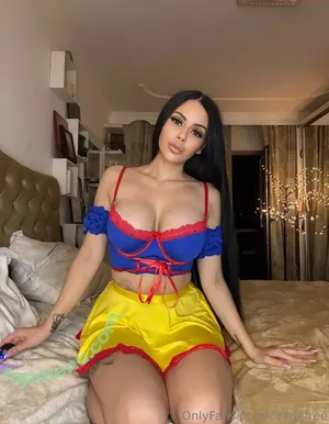 celineofficial / celine nude photo #0002