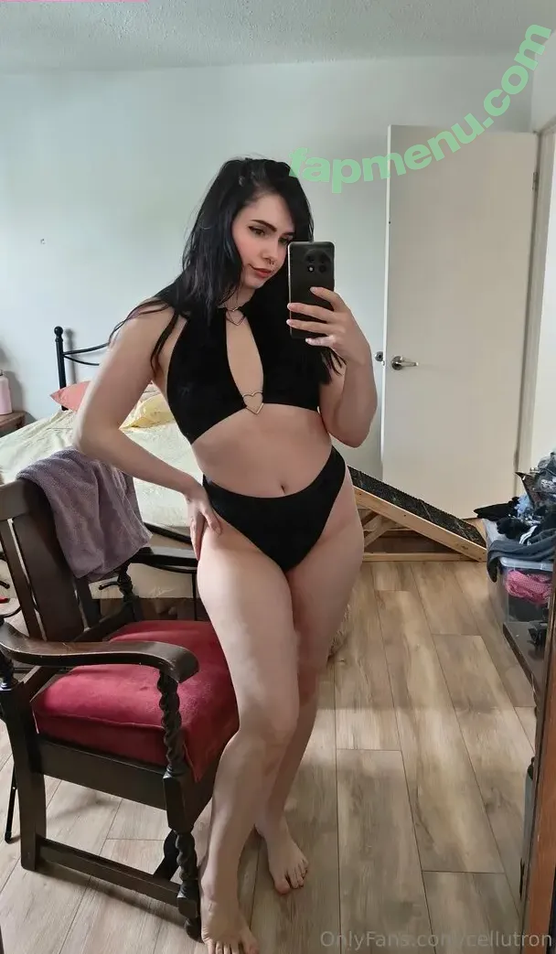 Cellutron nude photo #0023 (cellutron_)