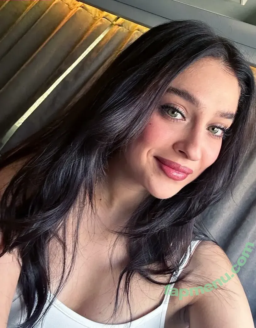 Cemre Baysel nude photo #0043 (cemrebaysel)