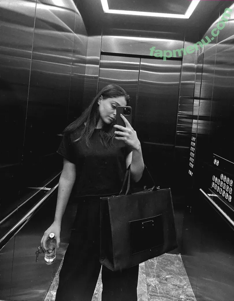 Cemre Baysel nude photo #0056 (cemrebaysel)