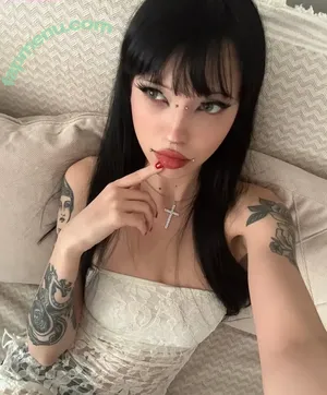 Cemre Birkan Gokcek / Sybilvanex / cemregokcek nude photo #0069