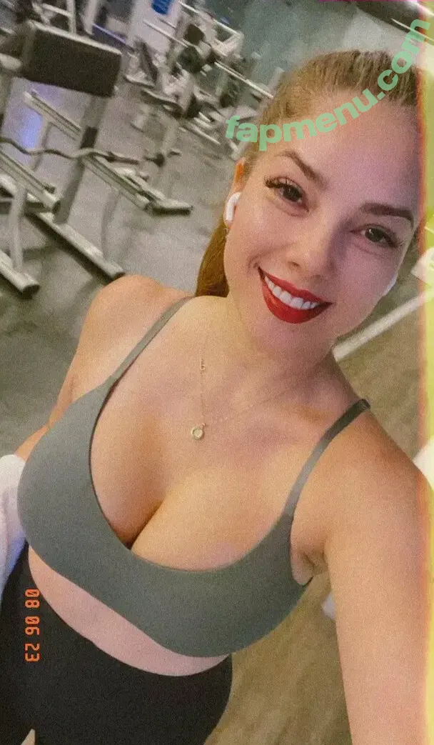Cendy Robles nude photo #0024 (cendyrobles)