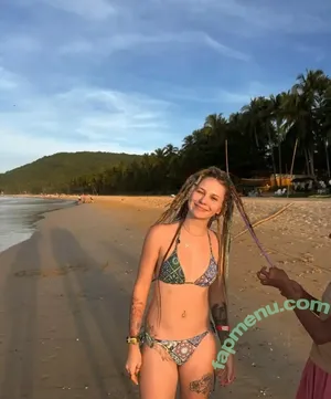 Ceren Yılmaz / sihirbazbayan nude photo #0012