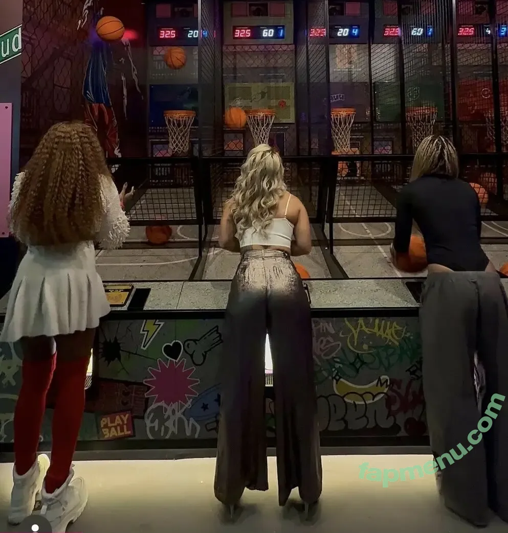 CfSheli nude photo #0085 (Sheli Mccoy)