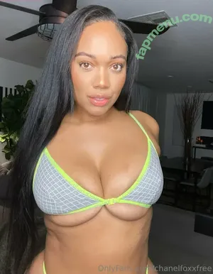  nude photo #0001