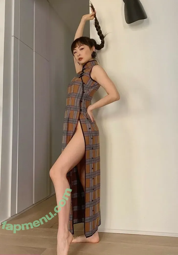 Chacha Huang nude photo #0021 (chachahuang)