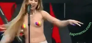  nude photo #0003