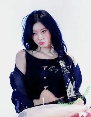 Chaeryeong / ITZY (채령 / chaerrry0 nude photo #0070