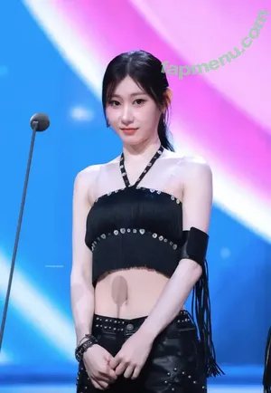 Chaeryeong / ITZY (채령 / chaerrry0 nude photo #0250