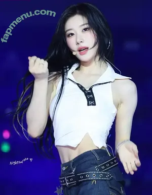 Chaeryeong / ITZY (채령 / chaerrry0 nude photo #0254