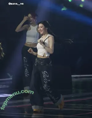 Chaeryeong / ITZY (채령 / chaerrry0 nude photo #0262