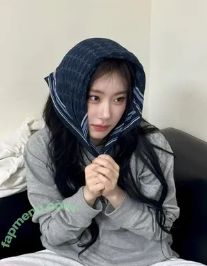 Chaeryeong / ITZY (채령 / chaerrry0 nude photo #0272