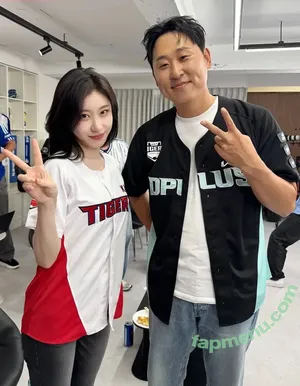Chaeryeong / ITZY (채령 / chaerrry0 nude photo #0311