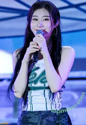 Chaeryeong / ITZY (채령 / chaerrry0 nude photo #0320