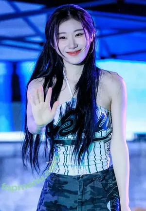 Chaeryeong / ITZY (채령 / chaerrry0 nude photo #0322