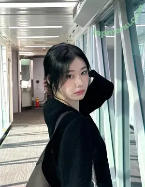 Chaeryeong / ITZY (채령 / chaerrry0 nude photo #0332
