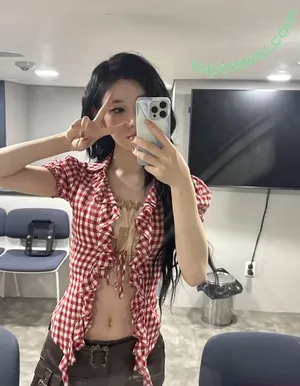 Chaeryeong / ITZY (채령 / chaerrry0 nude photo #0337