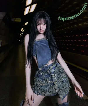 Chaeryeong / ITZY (채령 / chaerrry0 nude photo #0366