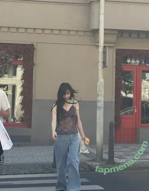 Chaeryeong / ITZY (채령 / chaerrry0 nude photo #0370