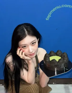 Chaeryeong / ITZY (채령 / chaerrry0 nude photo #0409