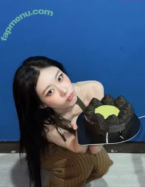 Chaeryeong / ITZY (채령 / chaerrry0 nude photo #0410