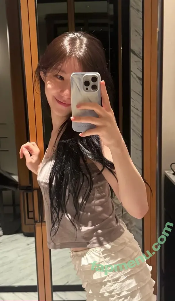 Chaeryeong nude photo #0251 (ITZY (채령 / chaerrry0)