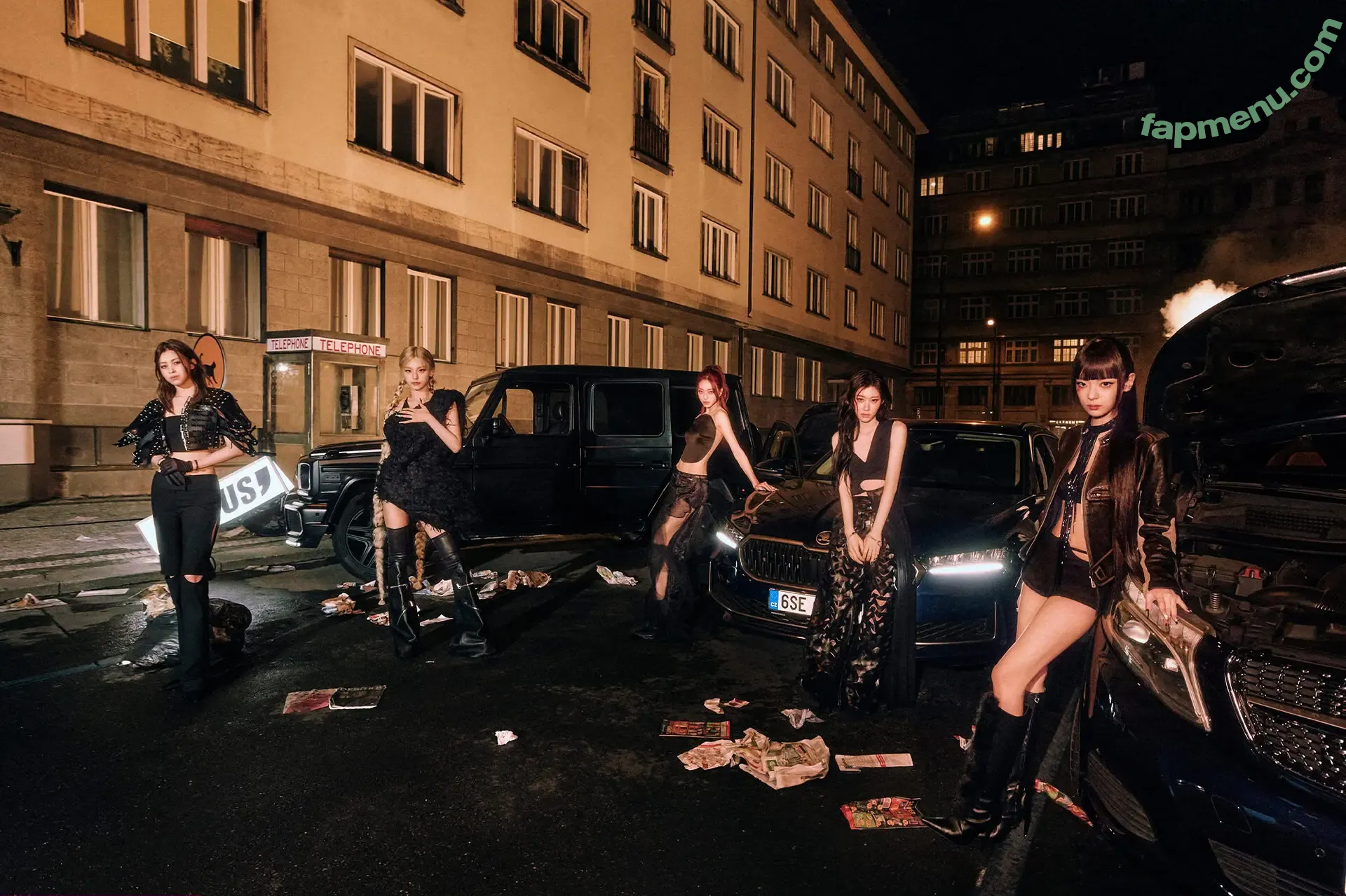 Chaeryeong nude photo #0393 (ITZY (채령 / chaerrry0)