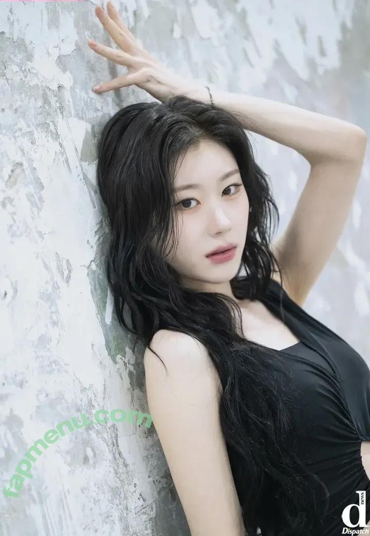 Chaeryeong nude photo #0399 (ITZY (채령 / chaerrry0)