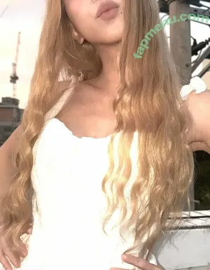 Chaeyoung / TWICE / chaeyo.0 nude photo #0085