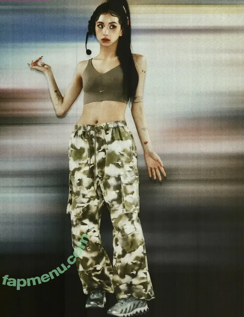 Chaeyoung nude photo #0004 (TWICE / chaeyo.0)