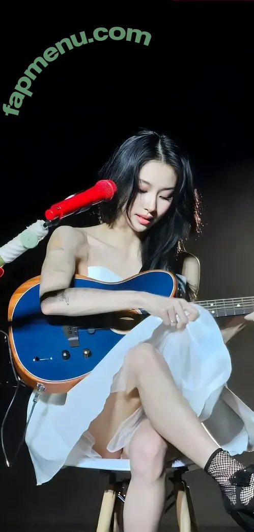 Chaeyoung nude photo #0094 (TWICE / chaeyo.0)