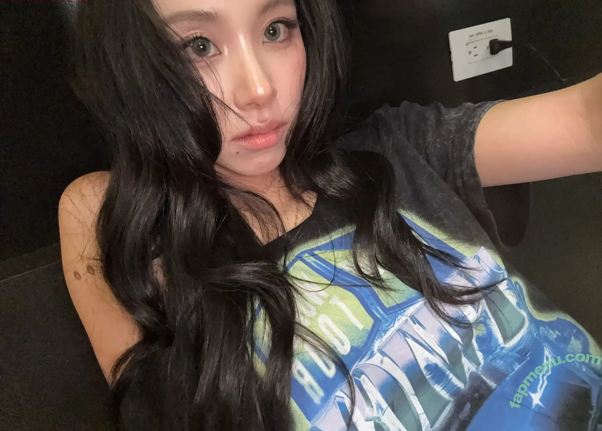 Chaeyoung nude photo #0114 (TWICE / chaeyo.0)