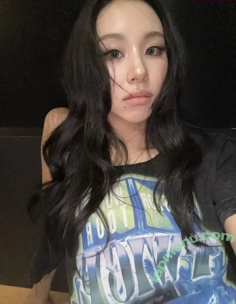 Chaeyoung nude photo #0115 (TWICE / chaeyo.0)